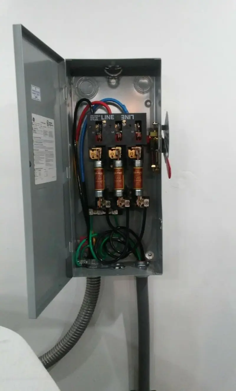 Three-phase disconnect switch installed for Electrical Wiring & Rewiring in Pinellas Park